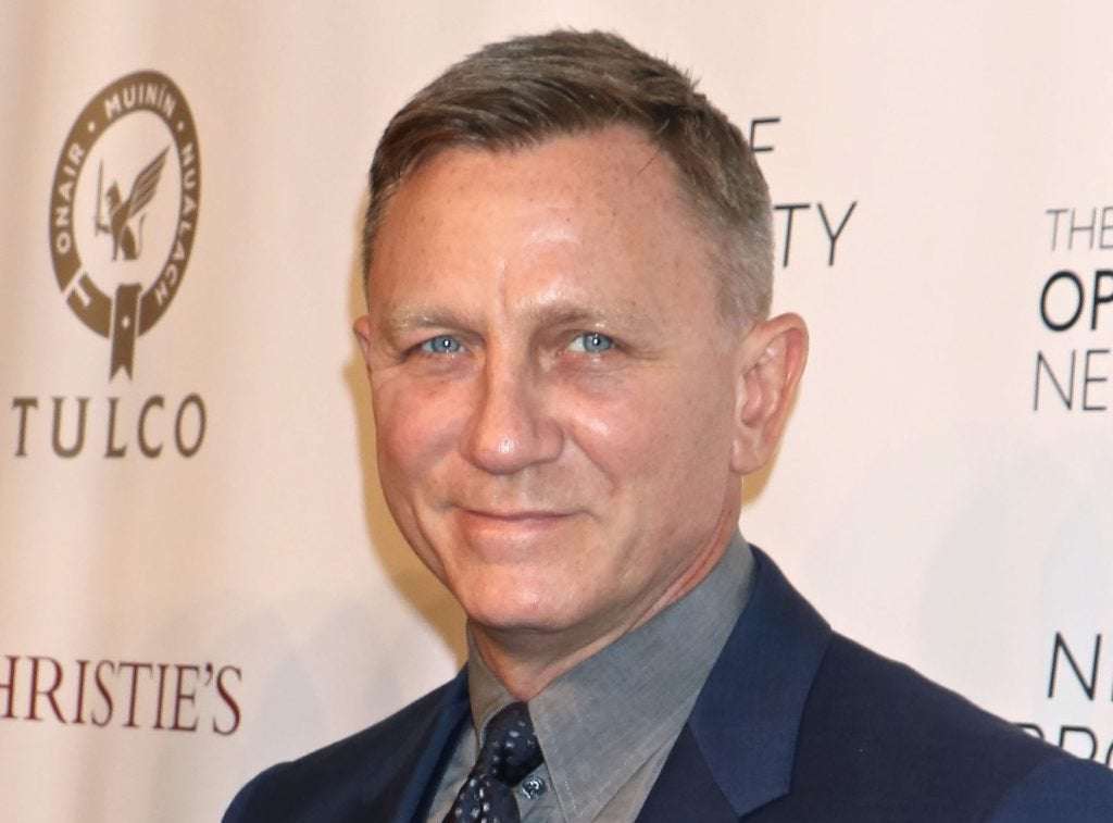 image for Daniel Craig Returns To Set For New James Bond Film After Injury