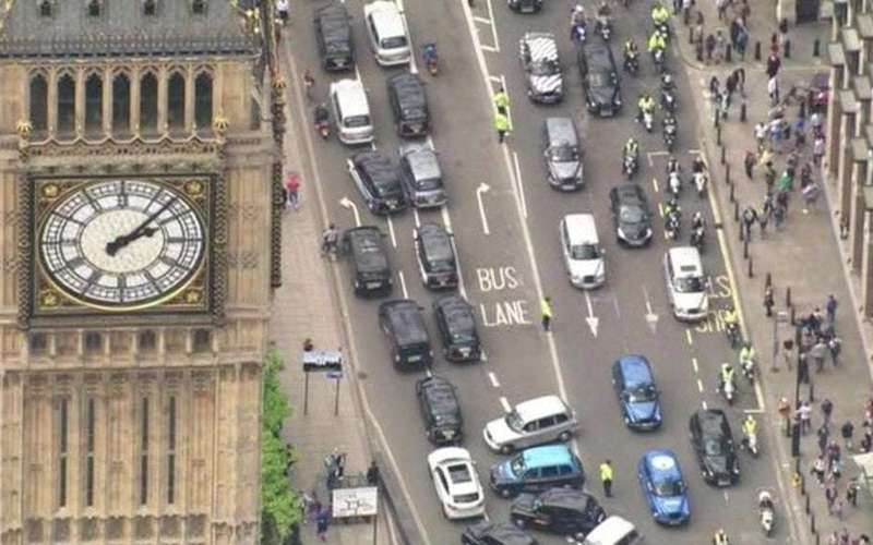 image for London's anti-Uber taxi protest brings traffic to standstill