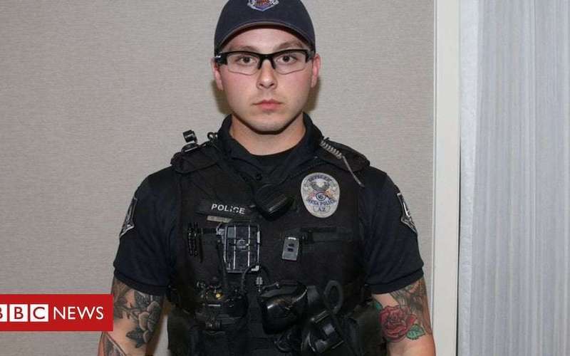 image for US cop fired over deadly shooting 'rehired to get pension'