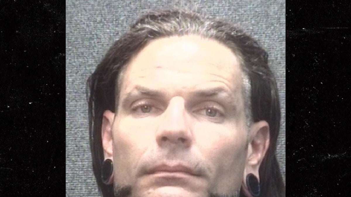 image for WWE Wrestler Jeff Hardy Arrested for Drunk in Public