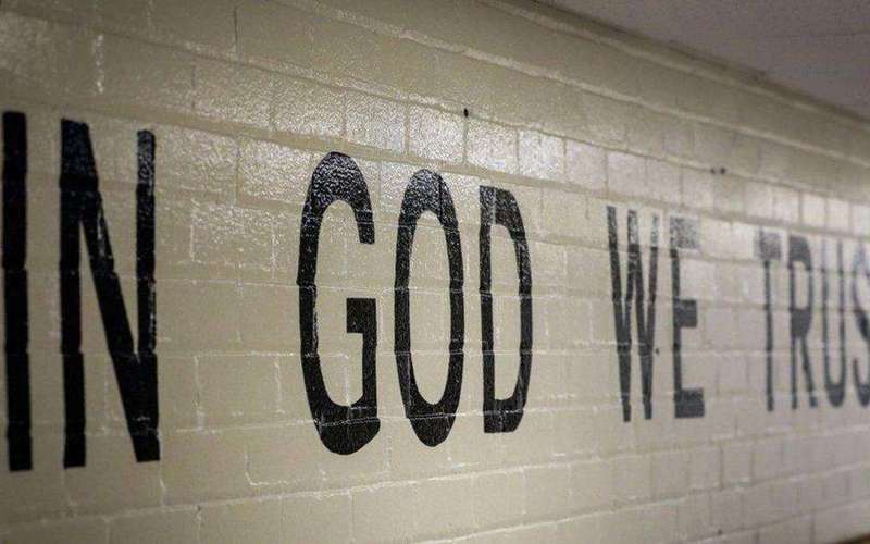 image for South Dakota will require "In God We Trust" signs in all public schools