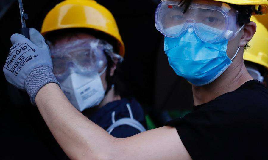image for Helmets, goggles sent from Taiwan to HK protesters