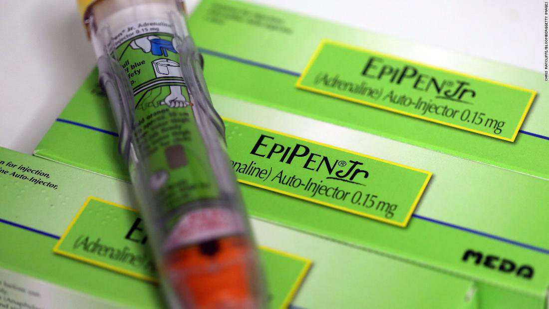 image for Illinois just became the first state to require insurance companies to cover EpiPen injectors for kids
