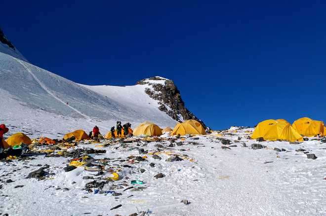 image for Nepal bans single-use plastics in Everest region