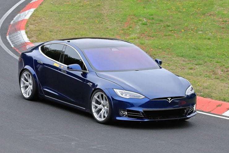 image for Tesla auf Nordschleife: 20 Sekunden schneller als der Taycan?