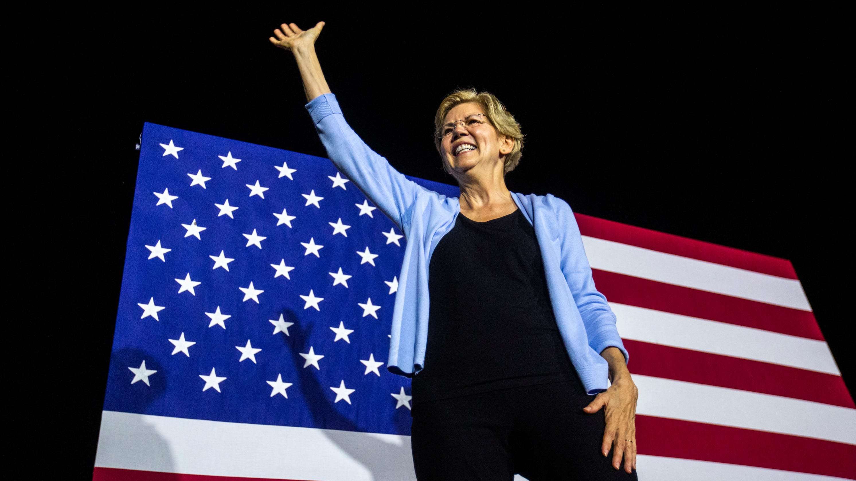 image for Iowa Poll: Elizabeth Warren surges in Iowa, narrowly leading Joe Biden