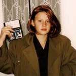image for Kate McKinnon as Dana Scully for Halloween, early 90's