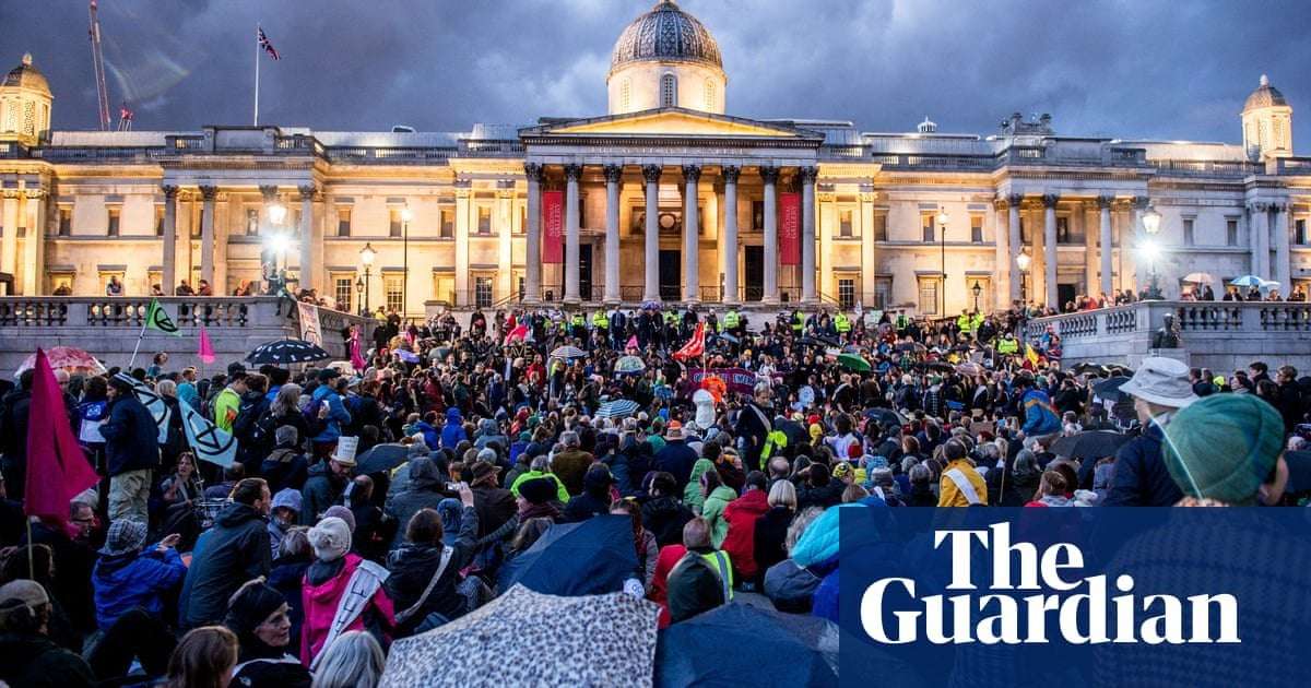 image for Extinction Rebellion protesters may sue Met as ban ruled unlawful