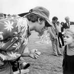 image for Steven Spielberg filmed E.T. In chronological order in order to help the child actors and to capture the most real emotions during the ending, since it would be the last time they’d all be together.