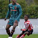 image for Bit of a height difference in this under 15 Ajax vs. Sparta Rotterdam game