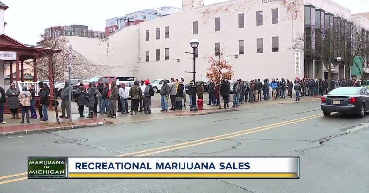 image for Crowds of people line up for first day of legal marijuana sales in Michigan