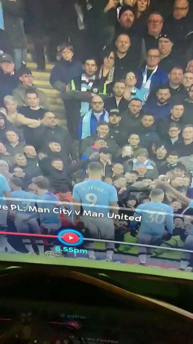 image for michael auf Twitter: "City fan doing Munich airplane gesture to united fans. Stay classy city #ManUtd #ManchesterCity #CityUnited… "