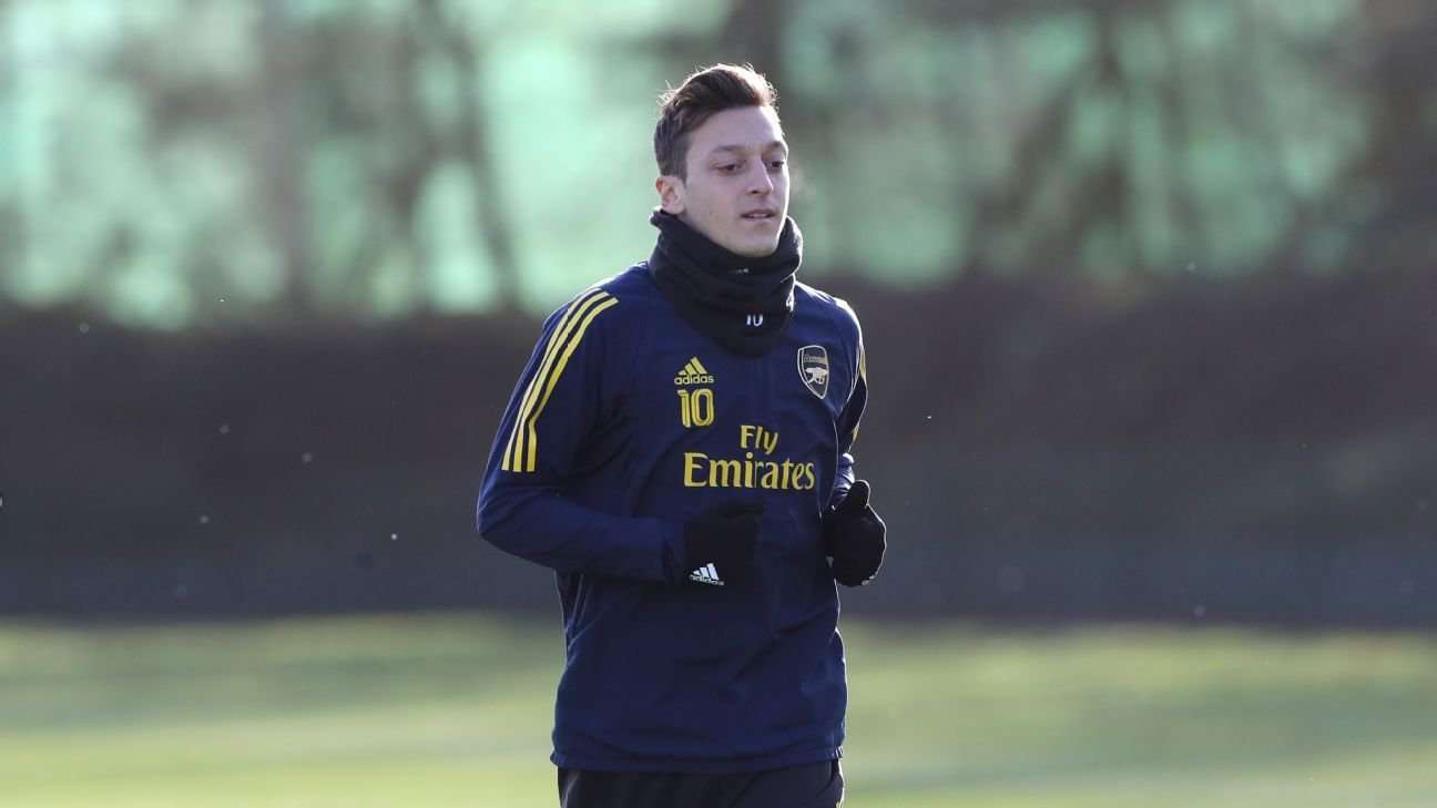 image for Ozil row sees Arsenal-Manchester City pulled from China state TV