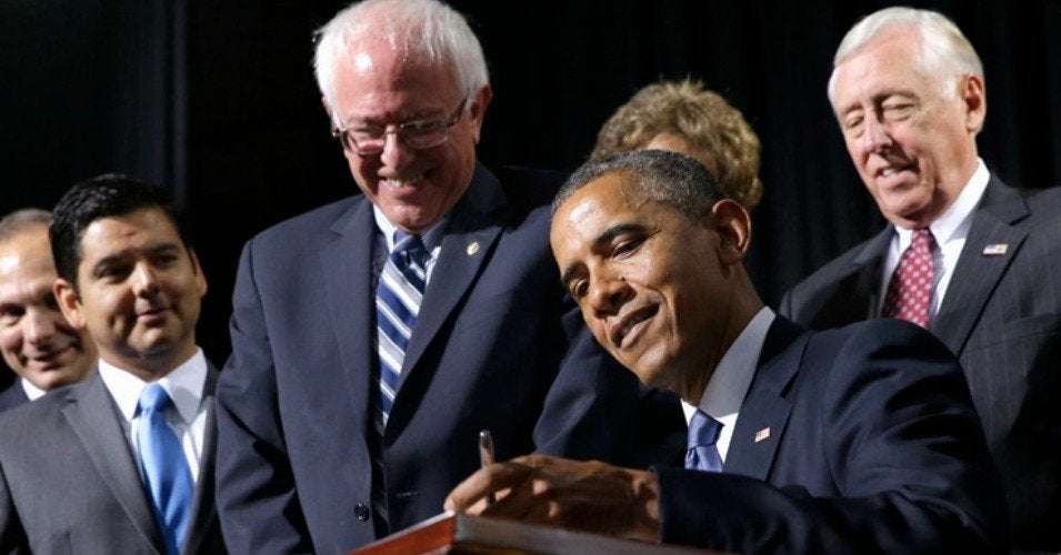 image for Obama Insider Confirms Former President Ready to Back Whoever Wins 2020 Nomination—Even Bernie Sanders