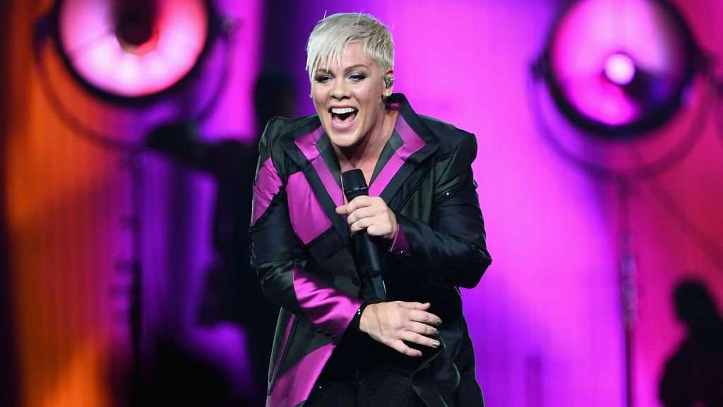 image for Bushfires Australia: Pop icon Pink pledges incredible donation for fire services