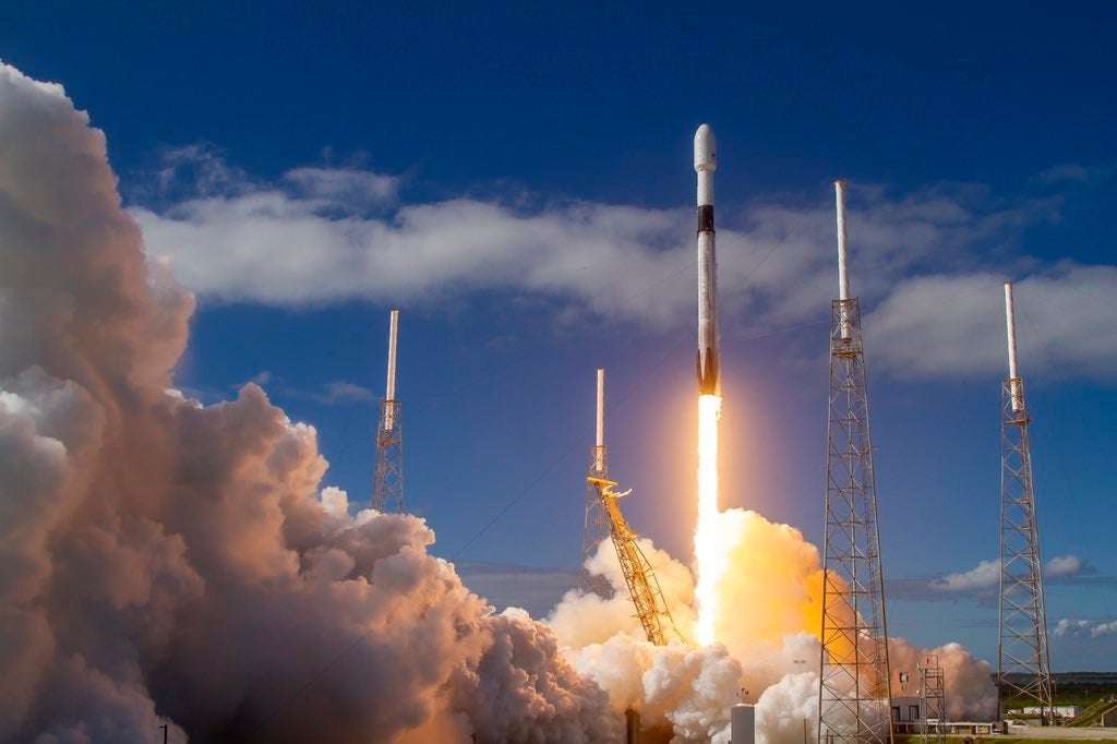 image for Before 2020 Is Over, SpaceX Will Offer Satellite Broadband Internet