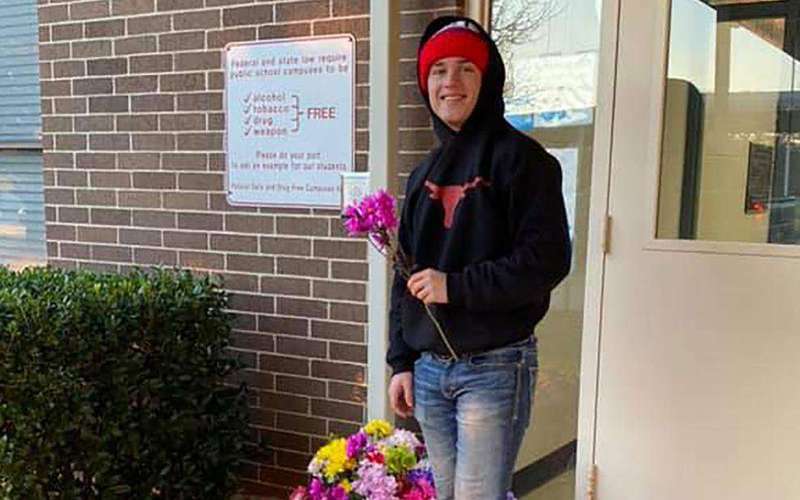 image for A Texas teen bought 170 flowers to give every girl at his school a Valentine