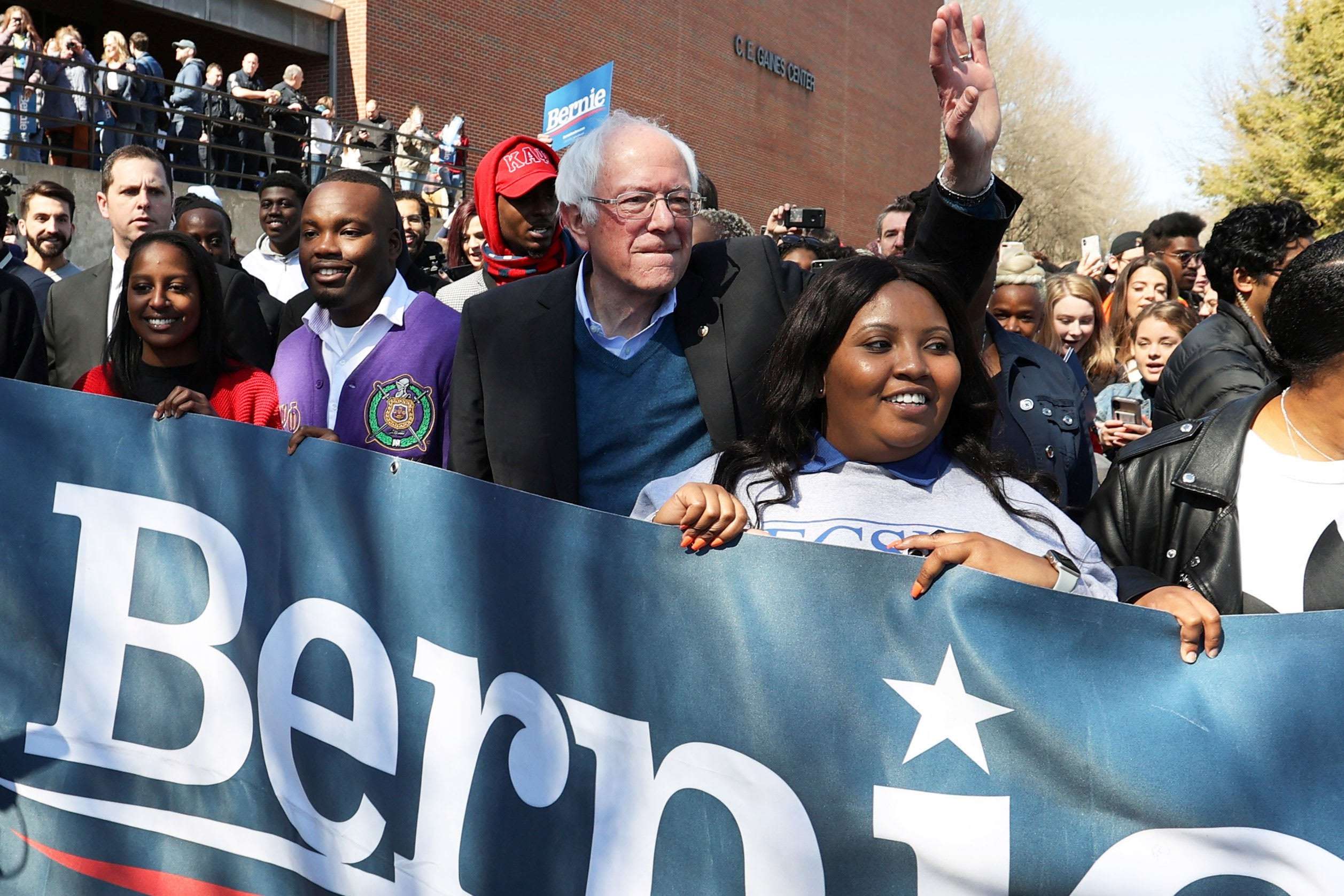 image for Bernie Sanders raises mammoth $46.5 million in February, announces TV ad buys in nine states