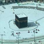 image for for the first time in history the holy haram of mecca is closed due to coronavirus precautions