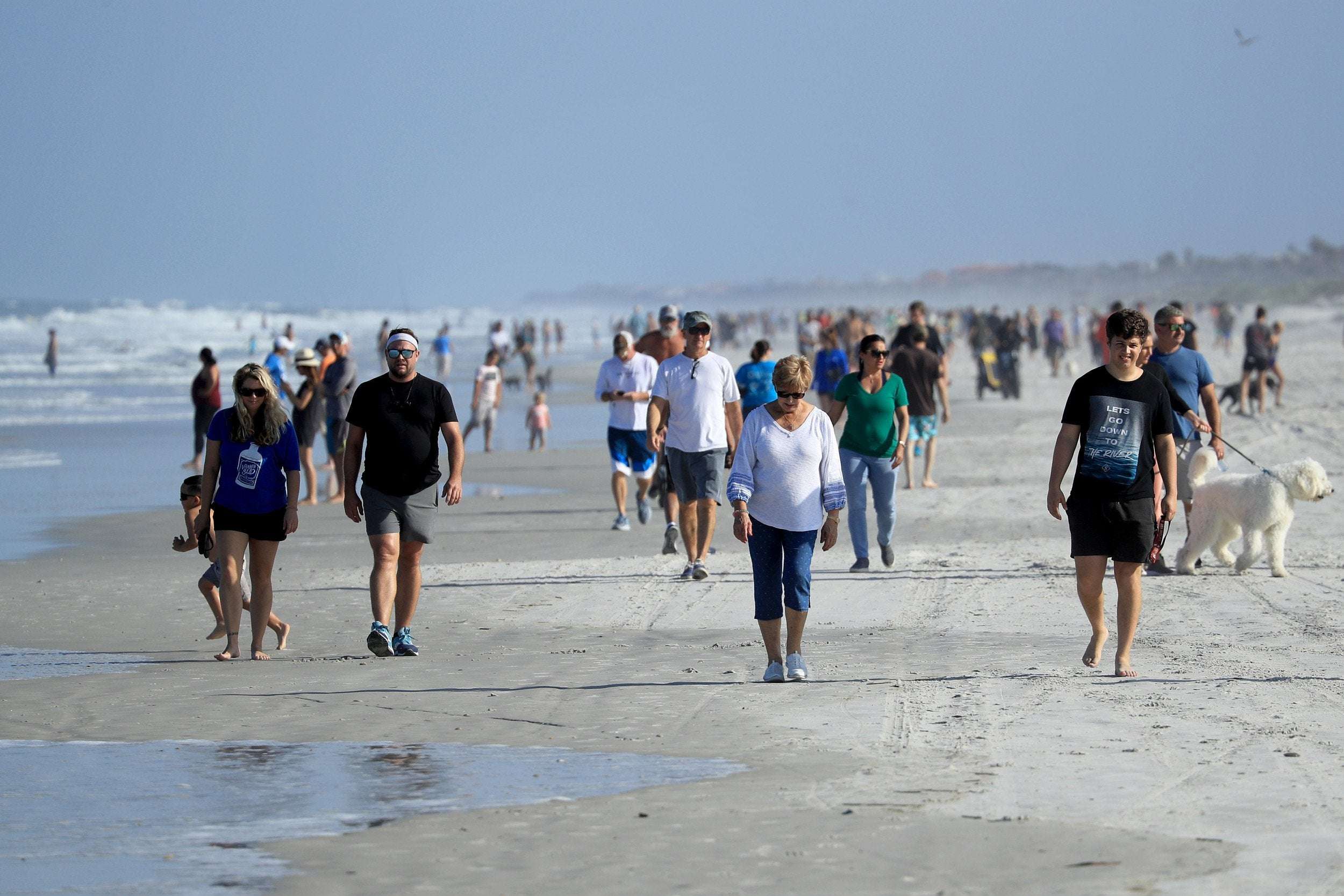 image for #FloridaMorons Trends as People Flock to the Beach after Coronavirus Restrictions Lifted in Parts of the State