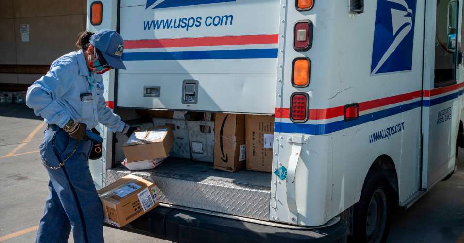 image for US Postal Service Reportedly Considering Price Hikes as Trump's Takeover of the Beloved Agency Accelerates