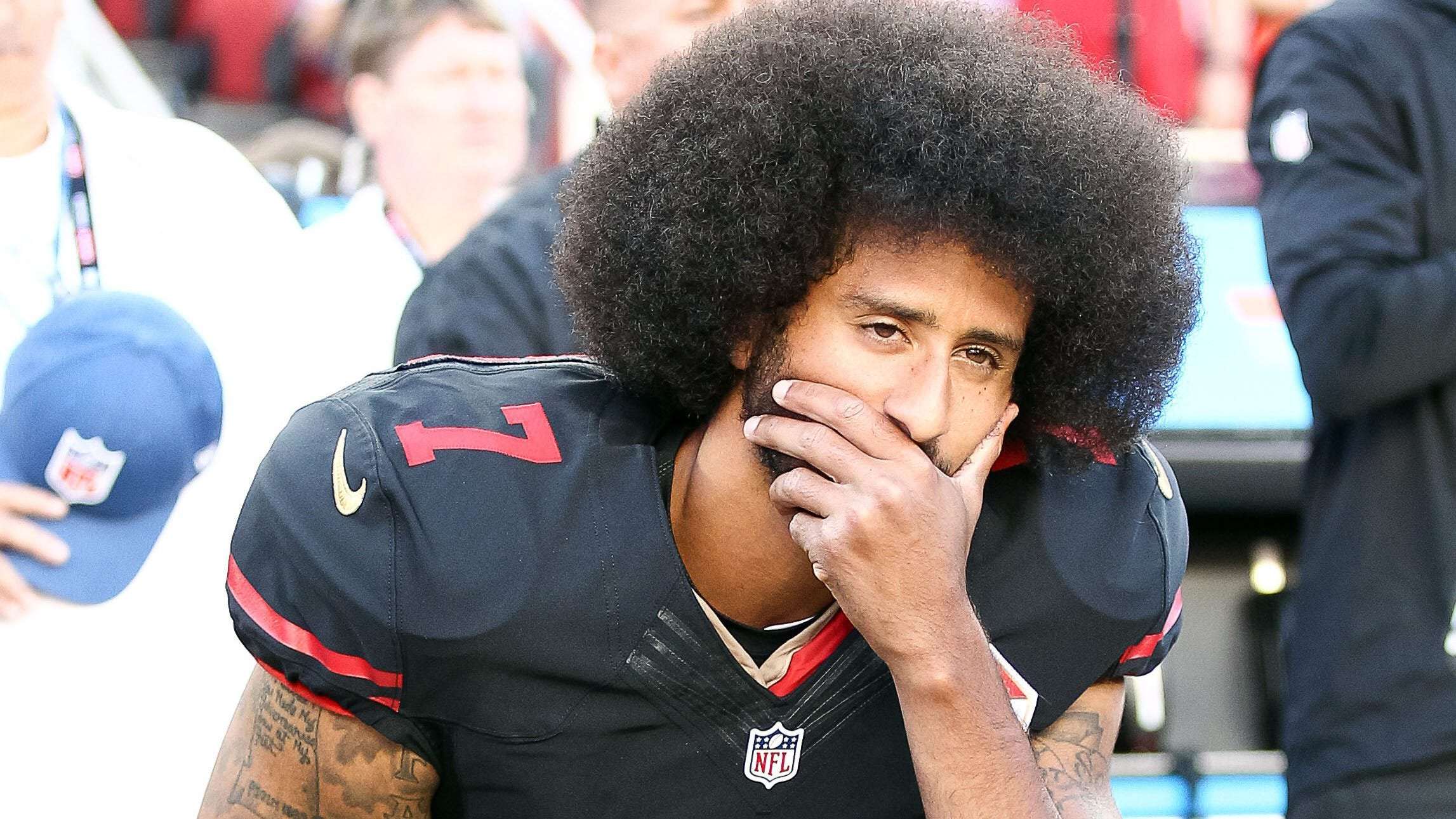 image for Colin Kaepernick offers protesters legal help after George Floyd death