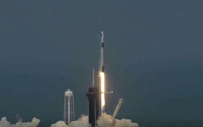 image for SpaceX successfully launches first crew to orbit, ushering in new era of spaceflight