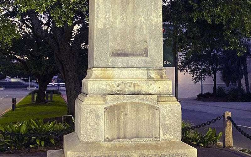 image for Alabama city removes Confederate statue without notice