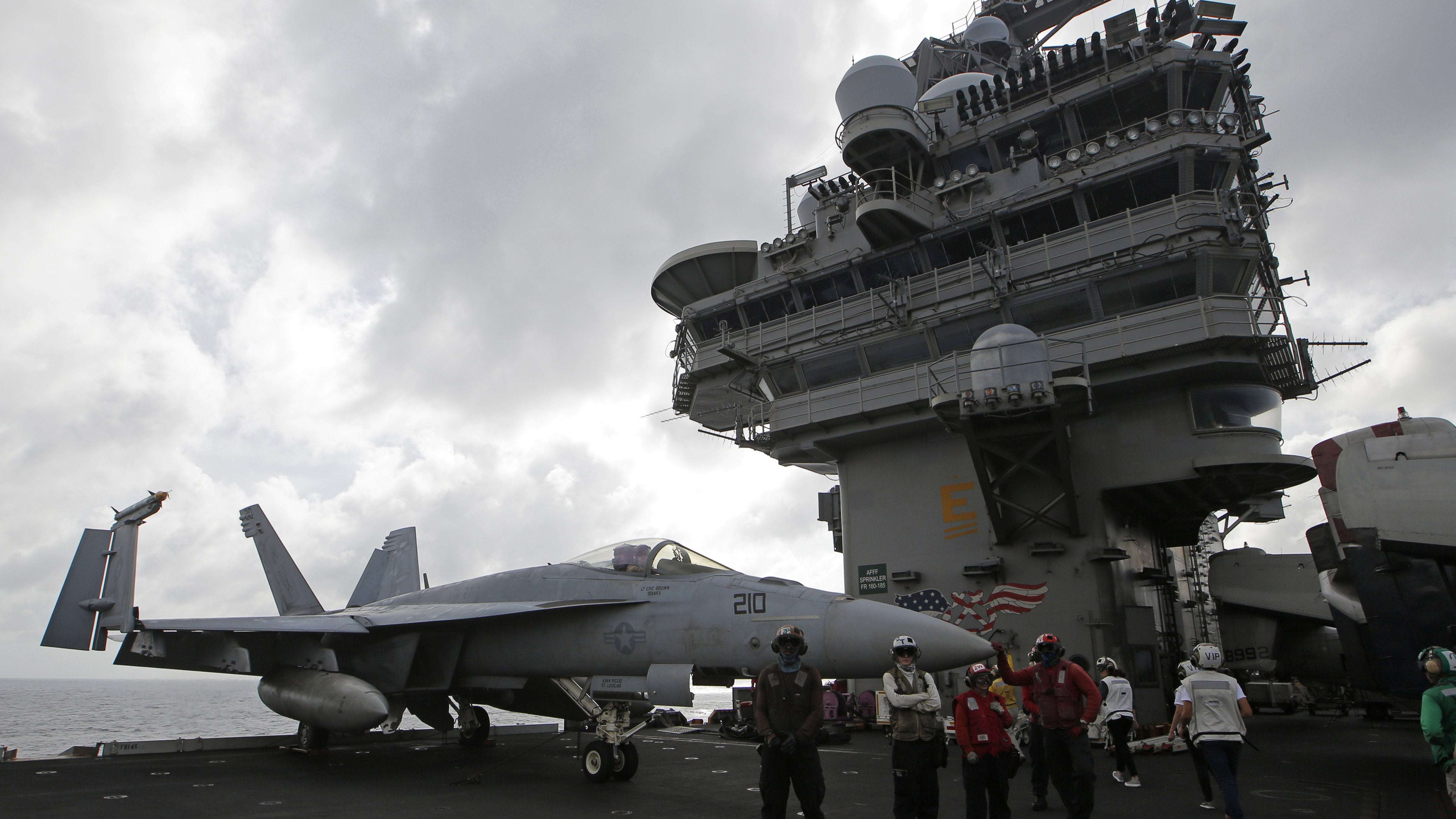 image for US Navy deploys three aircraft carriers to Pacific against China
