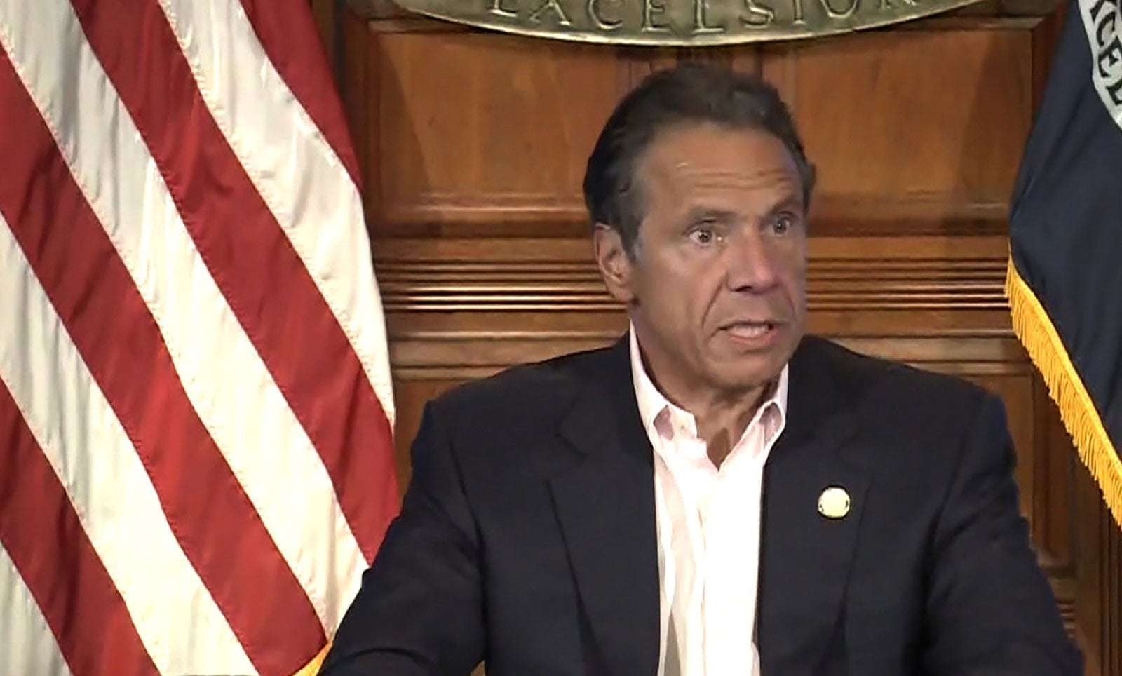 image for New York governor says failing to wear a mask is "disrespectful" to essential workers "who gave their life"