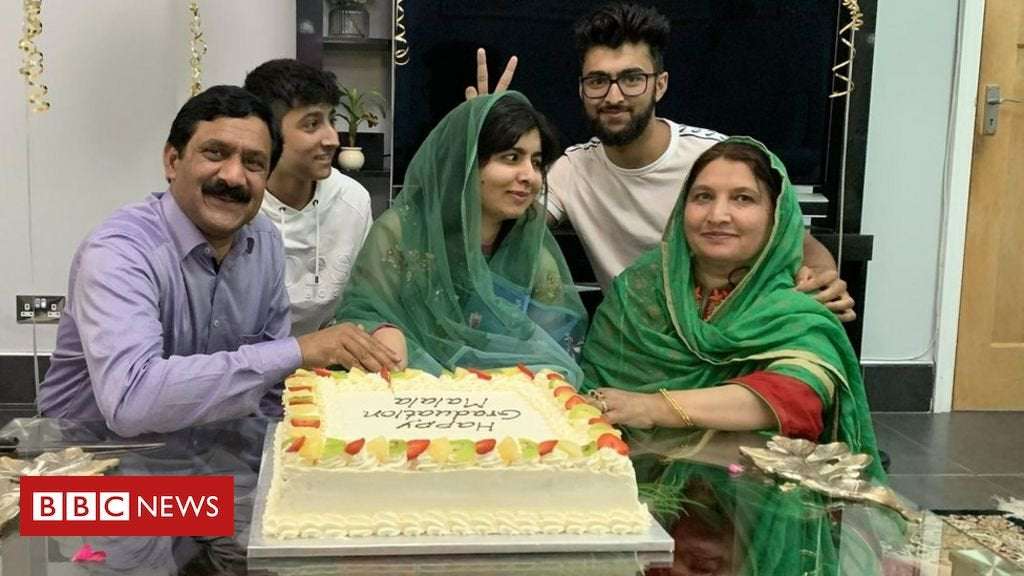 image for Malala Yousafzai completes Oxford University exams
