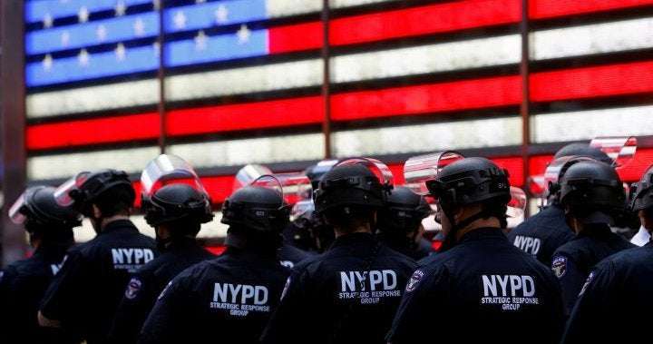 image for NYC mayor de Blasio announces plan to slash police budget by $1 billion