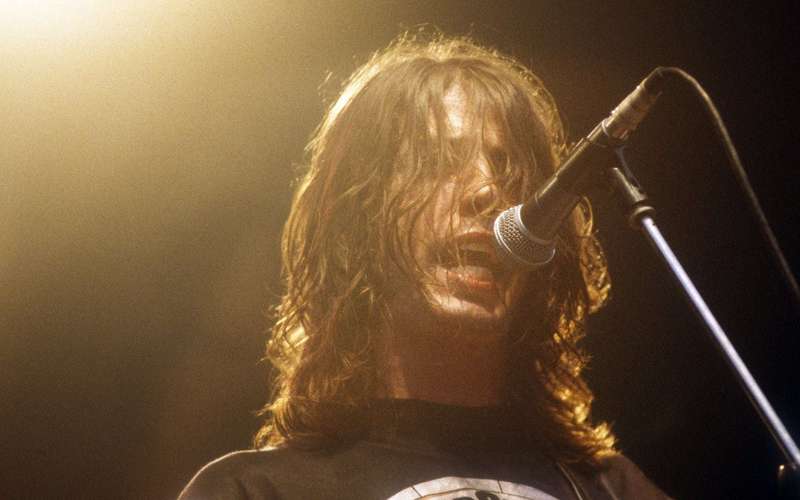 image for Dave Grohl reflects on making Foo Fighters' debut album 25 years on