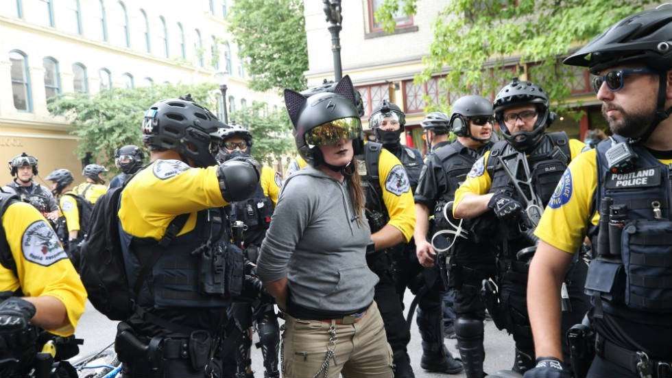 image for Federal agents deployed to Portland did not have training in riot control: NYT