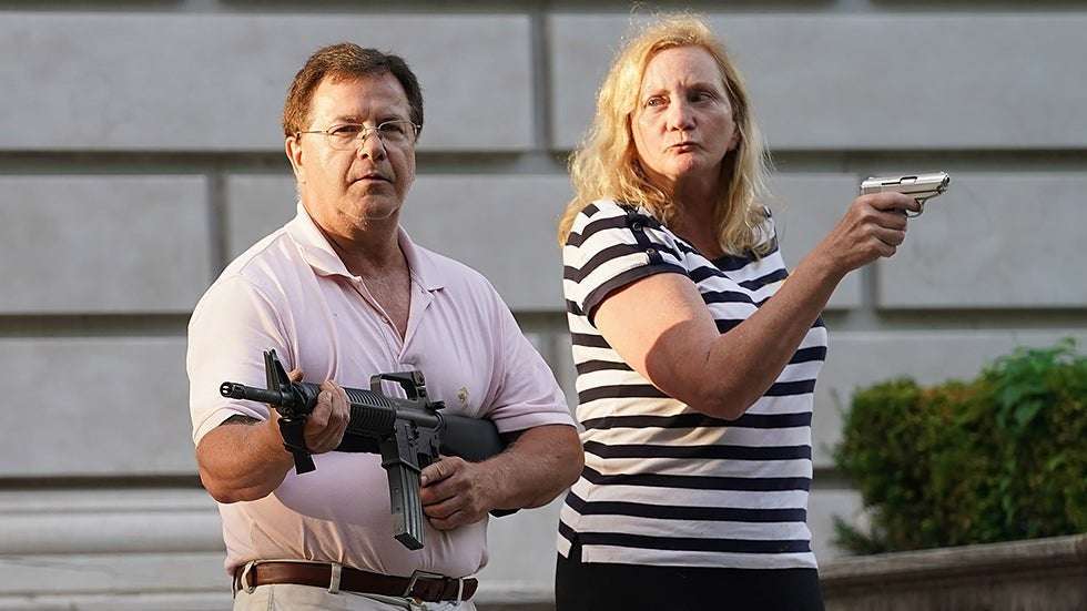 image for St. Louis couple that pointed guns at protesters charged with felonies