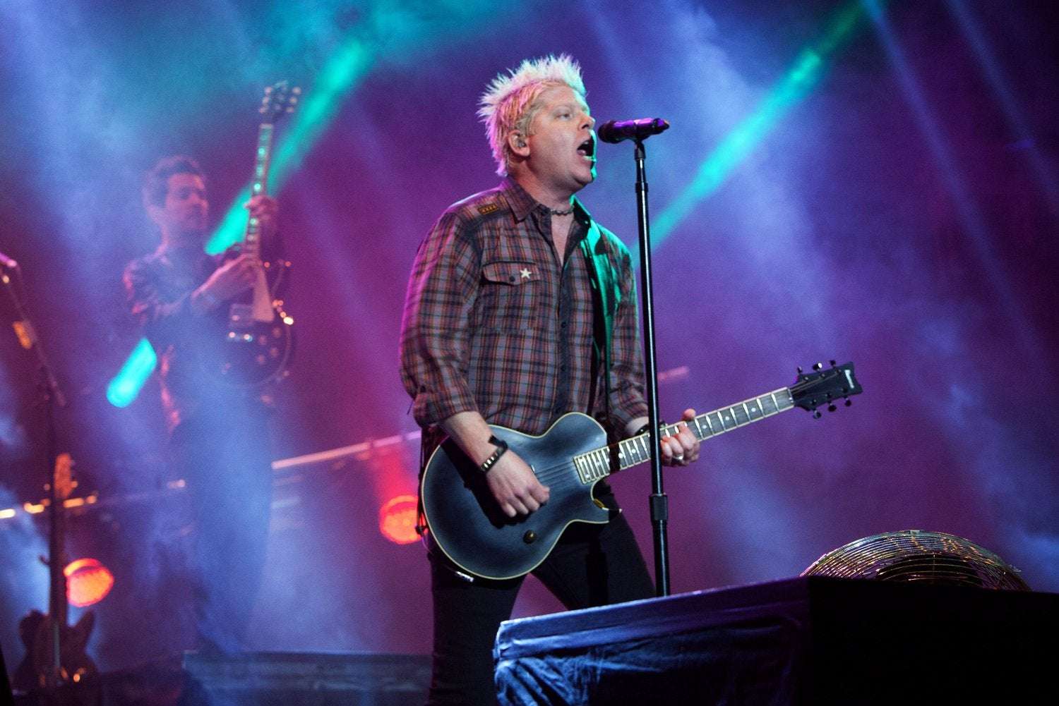 image for Offspring’s Dexter Holland Finishes Ph.D, Thesis on HIV Research