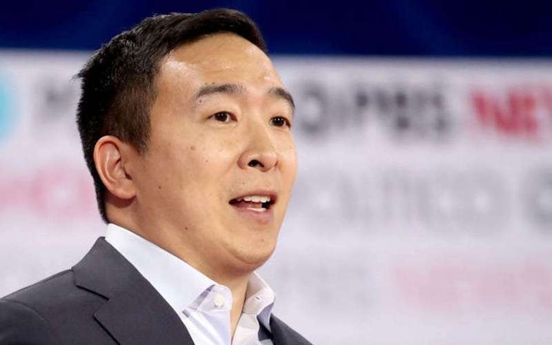 image for It's time to implement a 4-day workweek, Andrew Yang says. The pandemic has made it more important than ever.