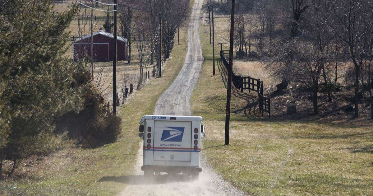 image for Dead chicks, delayed prescriptions: Late mail leaves rural America disconnected