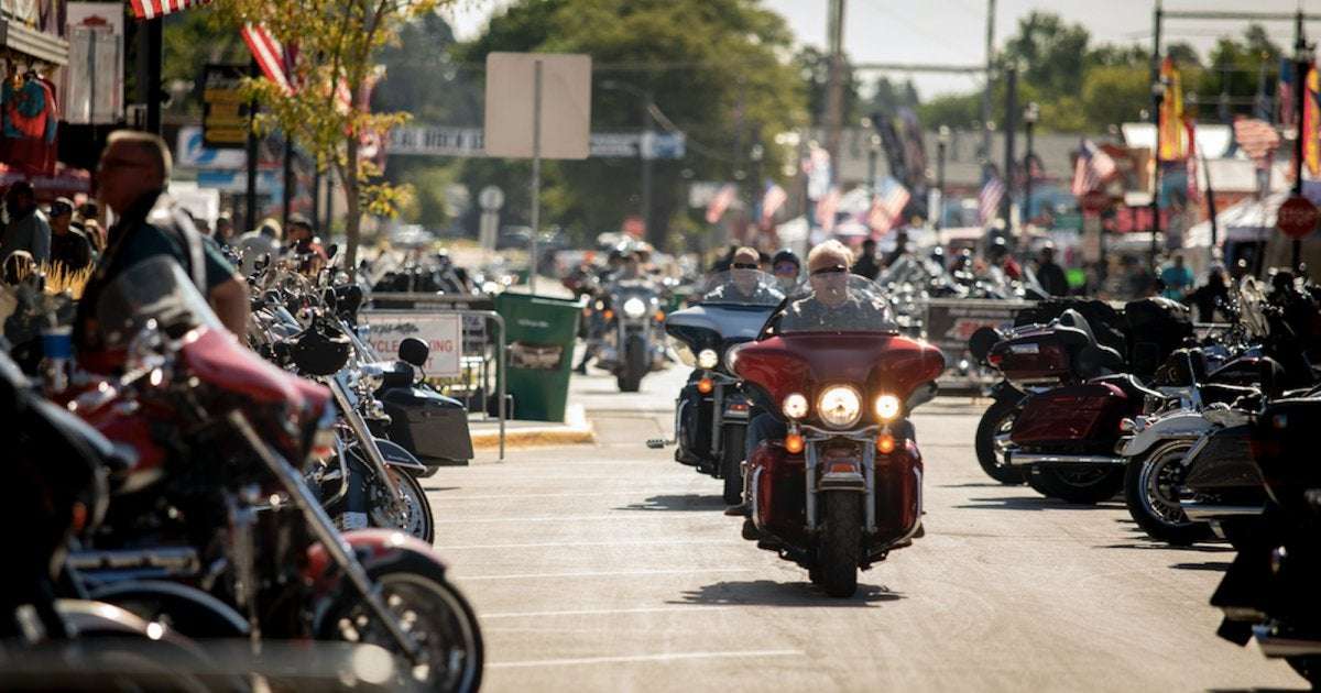 image for Sturgis Motorcycle Rally Is Now Linked to More Than 250,000 Coronavirus Cases – Mother Jones