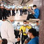 image for A high school student in Hong Kong sealed off and surrounded by 20+ cops for reading in public an anti-Gov newspaper published by an arrested dissident