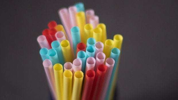 image for Canada banning plastic bags, straws, cutlery and other single-use items by the end of 2021