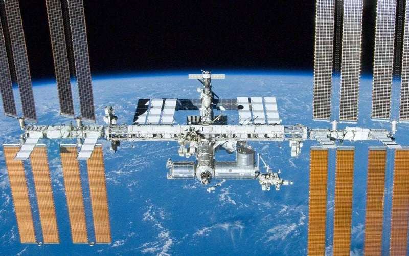 image for ISS oxygen supply system in Russian module fails, but the crew is OK