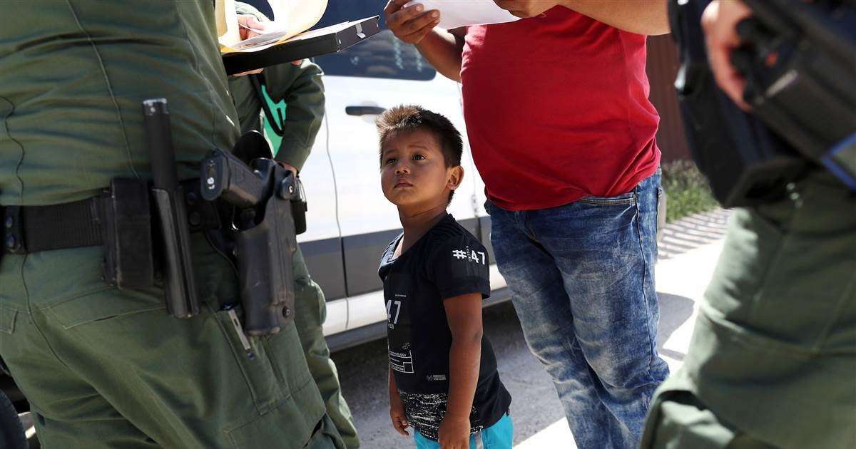 image for Lawyers say they can't find the parents of 545 migrant children separated by Trump administration