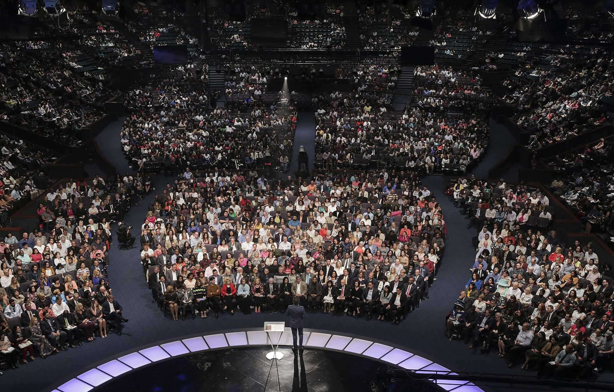 image for Joel Osteen's Lakewood Church got $4.4 million in federal PPP loans