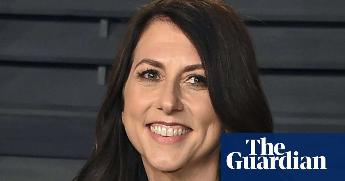 image for MacKenzie Scott: ex-wife of Jeff Bezos gives away $4bn in four months