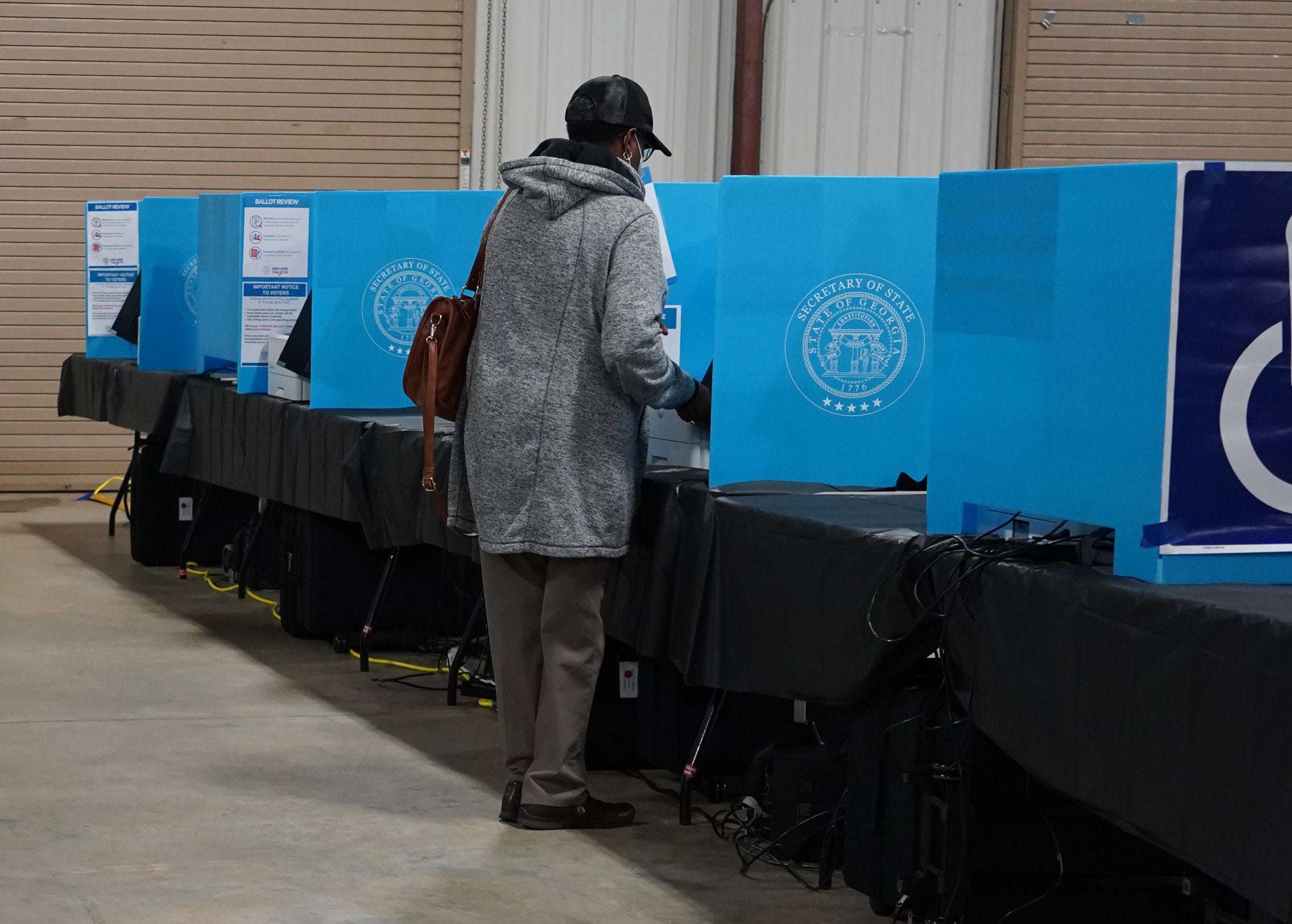 image for Ga. County Won by Biden, Clinton Registers Nearly 10,000 New Voters Before Senate Runoffs