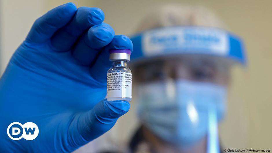 image for Anti-vaxxers should forgo ventilators, German doctor says