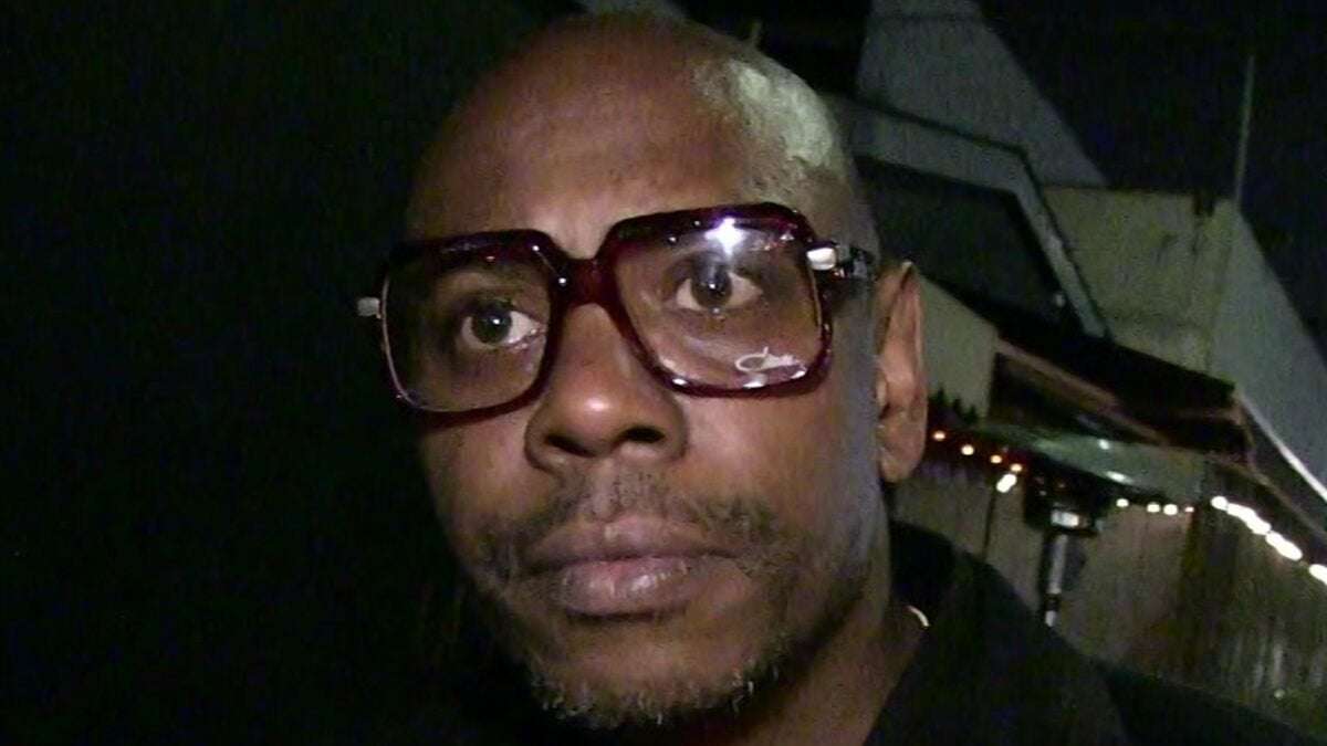 image for Dave Chappelle Tests Positive for COVID-19, Cancels Texas Shows