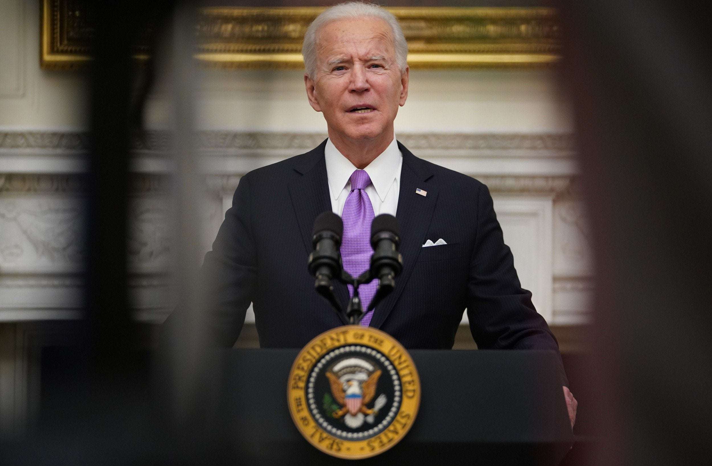 image for 69 Percent of Americans Approve Biden's COVID Response in His First Week as President: Poll