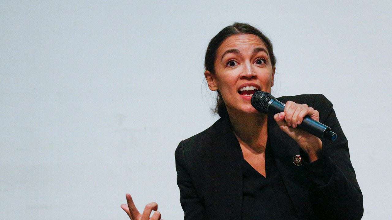 image for AOC Tells Ted Cruz to Take His GameStop Bipartisanship and Shove It Up His Ass